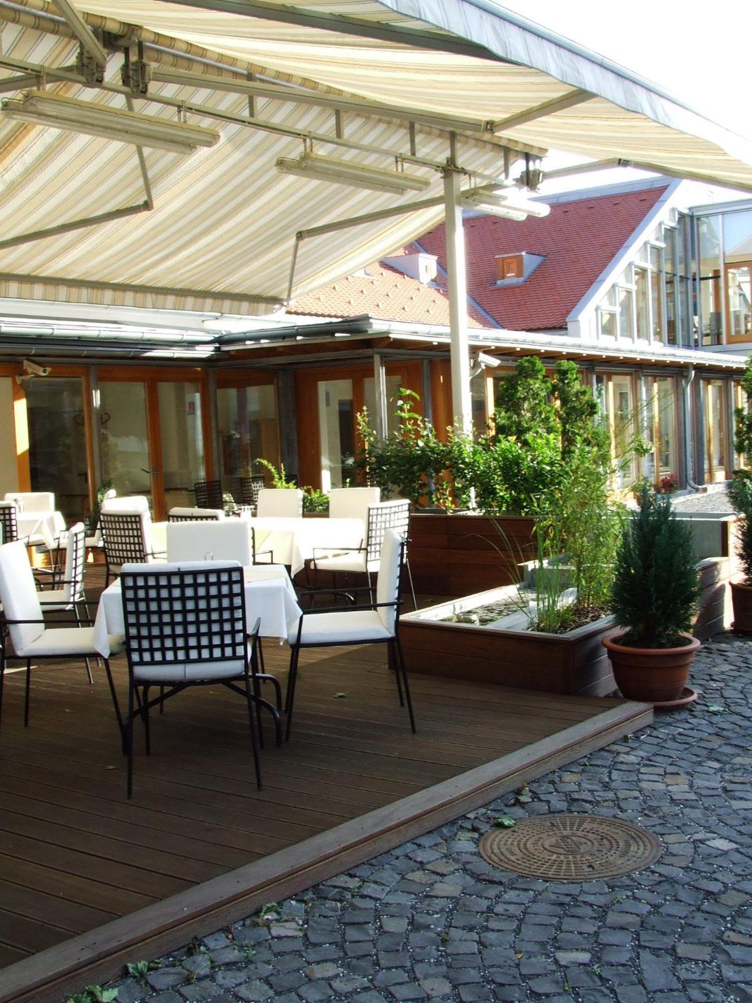 Gizella Hotel And Restaurant Veszprém المظهر الخارجي الصورة